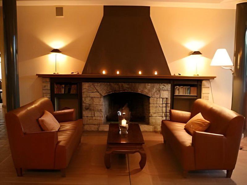 9DA2293C746027D97A1539A526C5F881