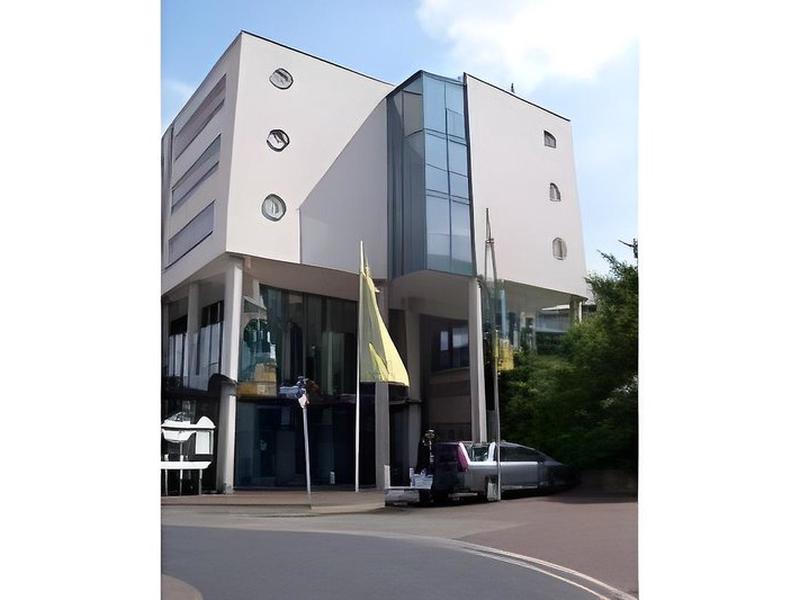 6A54BEDC3E70722AB73641F6D8DC4FE1