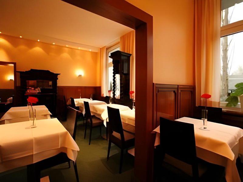 DE97715657818F362DFF4090D6CD455C