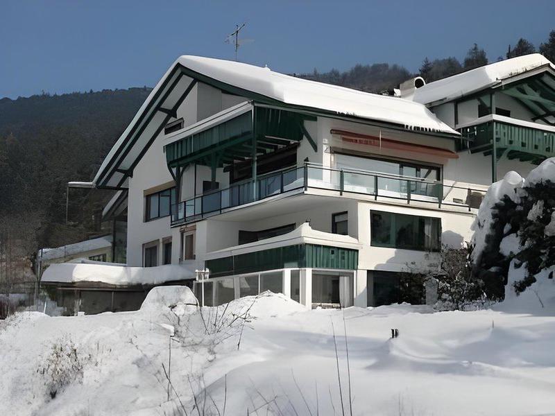 F042A609E9EBDBAA22BD677856FA3591