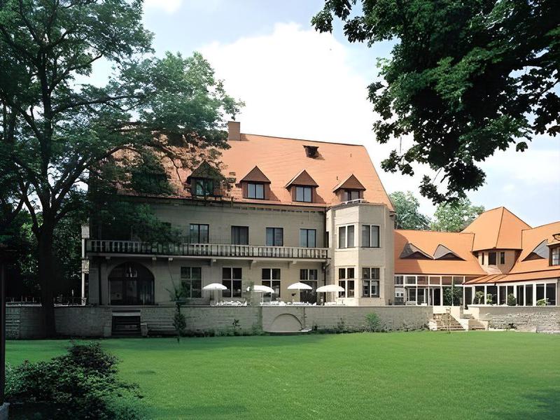 8AB3BCD3979C3A201BD1AD82F848846D