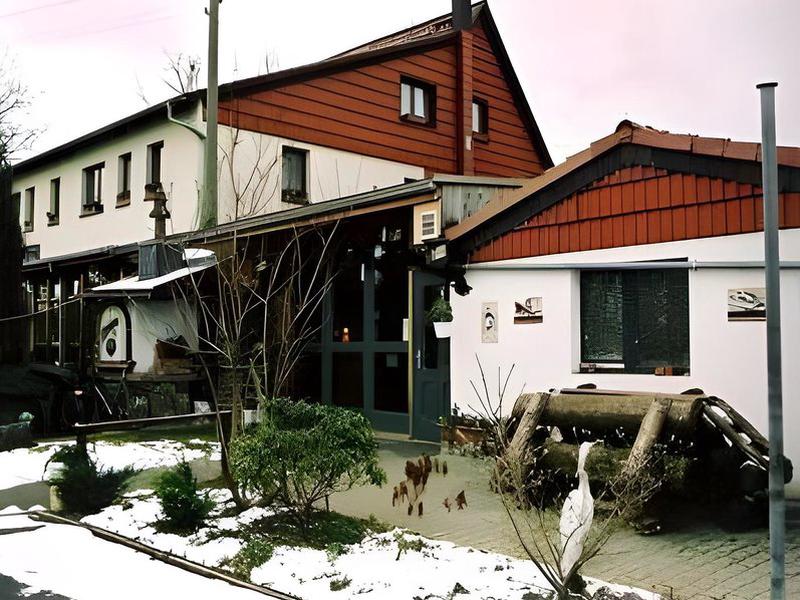 38F3800A533917CEC745CF17CE2060B5