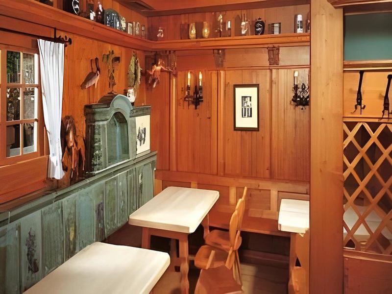 775E15E17FCE44F438E0EFA611302561