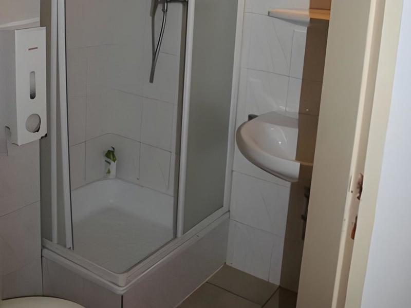 9A9F07D3E5E970F7D52FA52C8B9FB75E