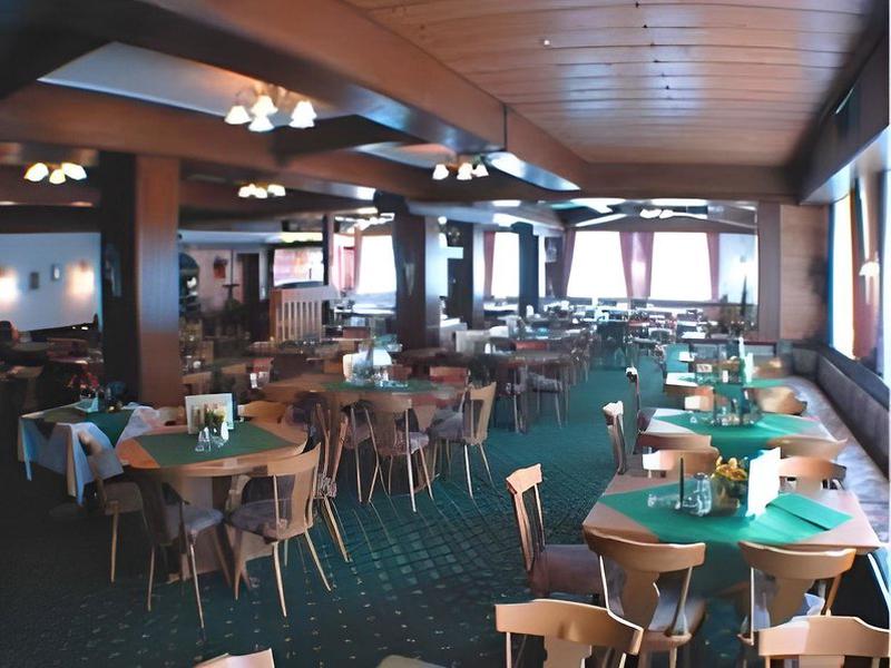 D21EB2F65982636AD057600AF9F70BE9