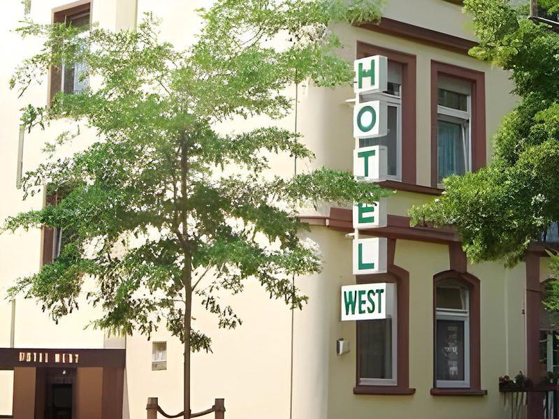 C048990A76329A31E1C1B2672E876E71