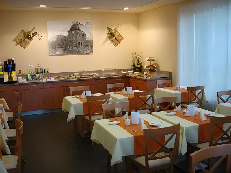 378FC4F92692450C86F2AD2E568A6EEF