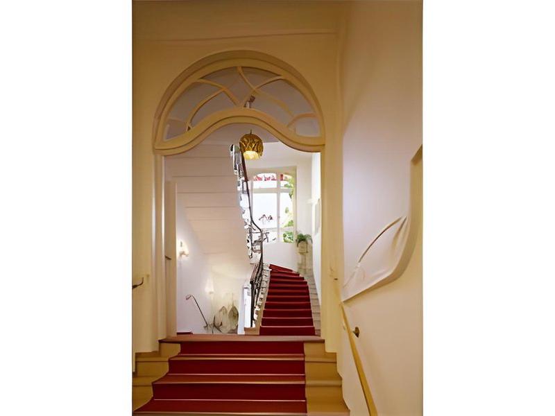 1E96334B19298A15A1AE0A6CDB361E6B