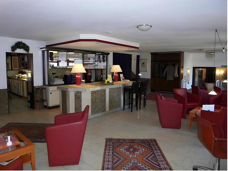 7E07E3559D575696BA532DE80BA25A7C