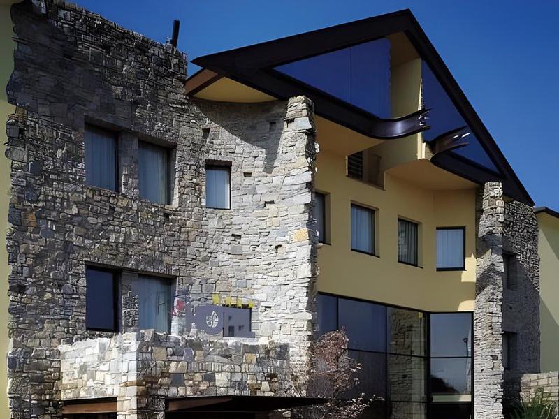 E8156009D2614E3FF710EA75CD684493