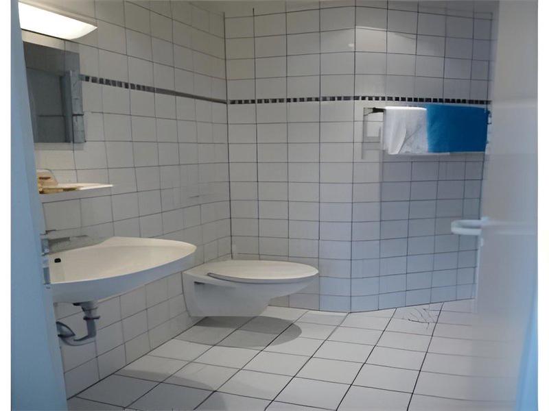 953A11B9DDB8650A451AED03B210317D