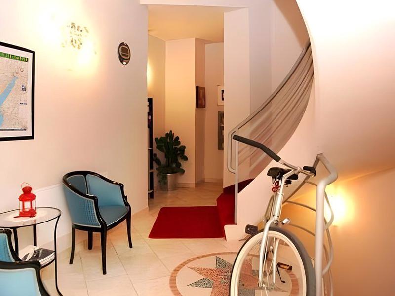 B71B31546C58D2444B57B7BDDD8916D3