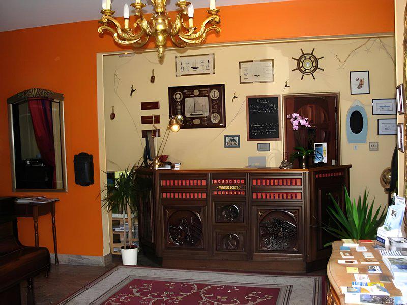 2FF57039E9EA5D5DB6AD37AE5BBA5310