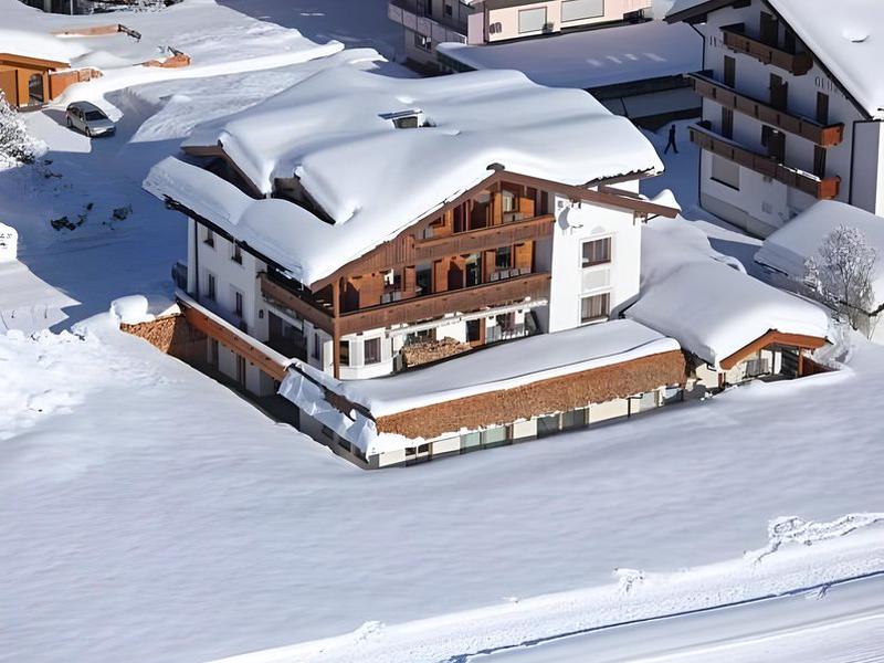 118066CD4D41CBA881166EAF4FD6D20A