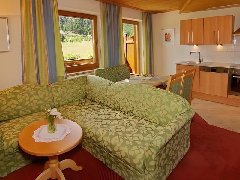 CE64AEF0BF706200739A4D0F6ACEF78F