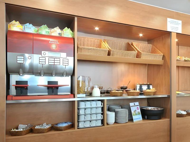 CEA5F9F92B7A38EA681182314D8D5E90