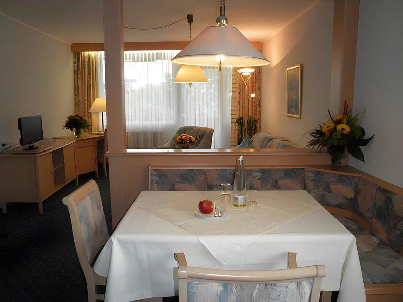 1813BA74FA82A560F847E6C5DF5545CD