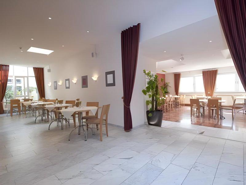 8361E4CAD2325B68727D7A9A05384607