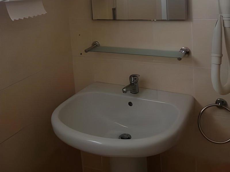 E2964E11E26F76F4A6542C4C8B0AE807