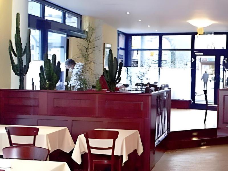 AD158AEAA66E4089DF2CF4E4B38D61AC