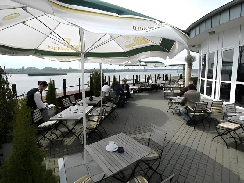 E29EF0929892CC2B654F5A07E59ED1B5