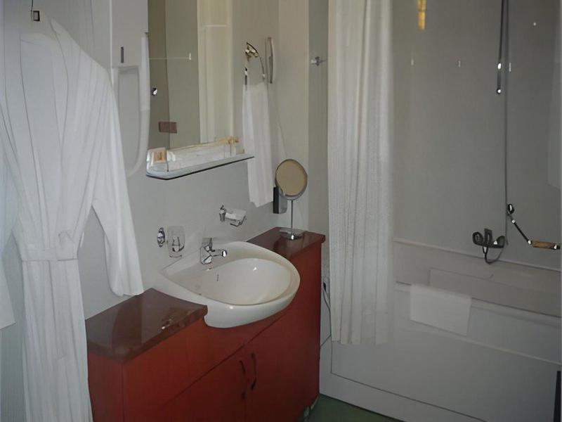 80B8301CF6DEEE58DFB759FE3648CD8C