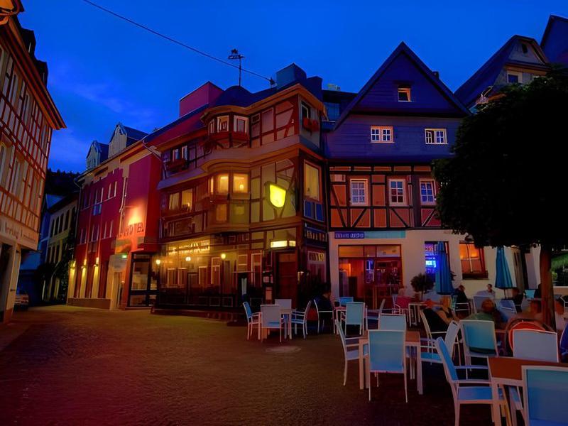 8FB5DC013BF73E7107F8C013929D40B0