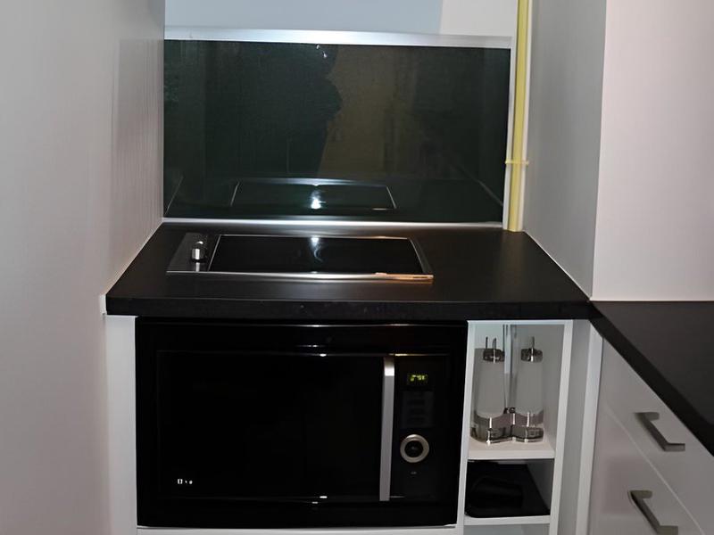 D26E18F40BA411EE3E8592125E990AA2