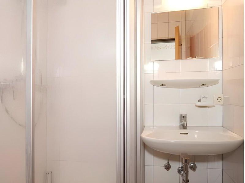 BF330BC860E28FD1E9CF85DFBBB0742D