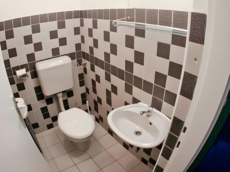 A628222583FDDC42F8B06F0A1A9F6804