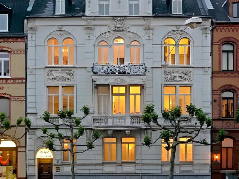 EA9F41951A26F22DD5BEDC65B20DC6A9