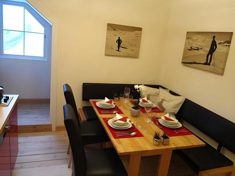 9A84B117F1632289812E6179F1229E4A