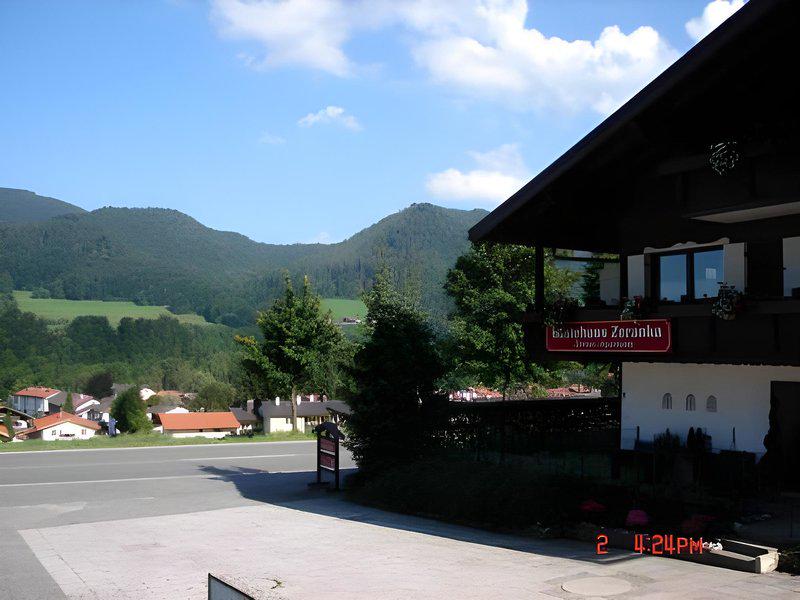 6FE62181490420F07C76913EEDA6E970