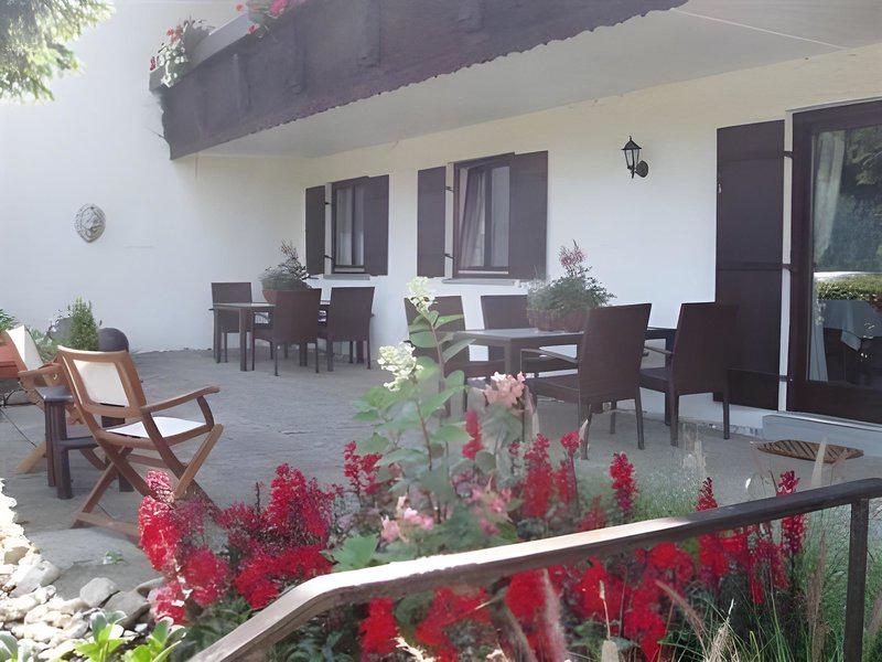 12263D1267BAFB772E16C7026491F447