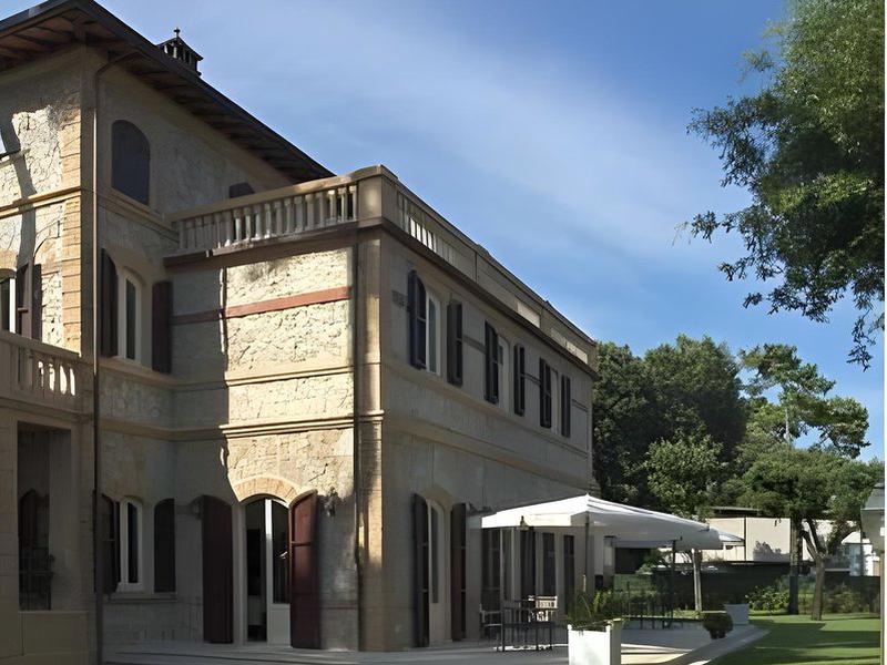 833F06D539F0358C6B157406044F373F