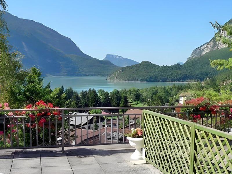 D983868D573618A646105F391A2B39DC