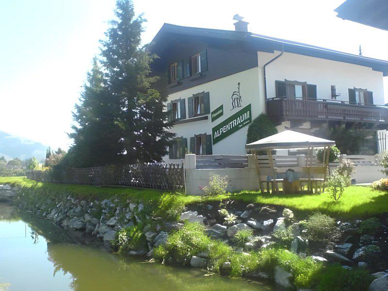 E9C2D4D748E26E747180388D84236BC3