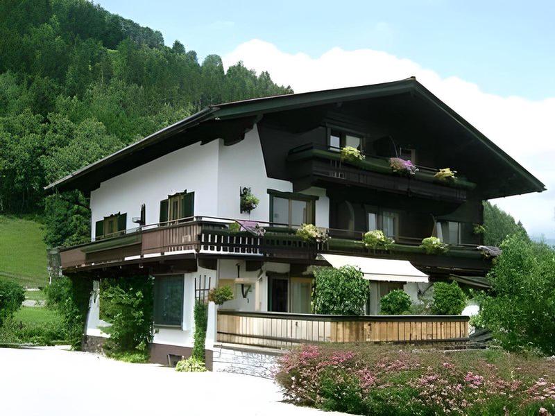 849F39030E25D802E8D3C043A51E3F02