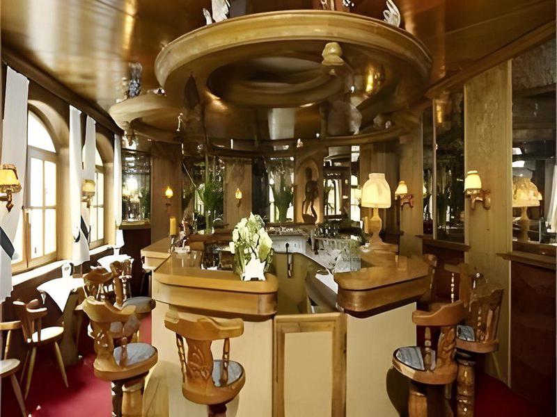 19E009D15D54559CD4673D56CC253A8B