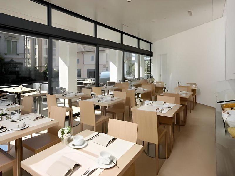 94B64EA2FF63BC3EE19AED8792F6EDE6