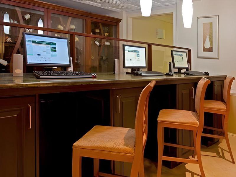 17AD01D74184C24B6D674B704984EC17