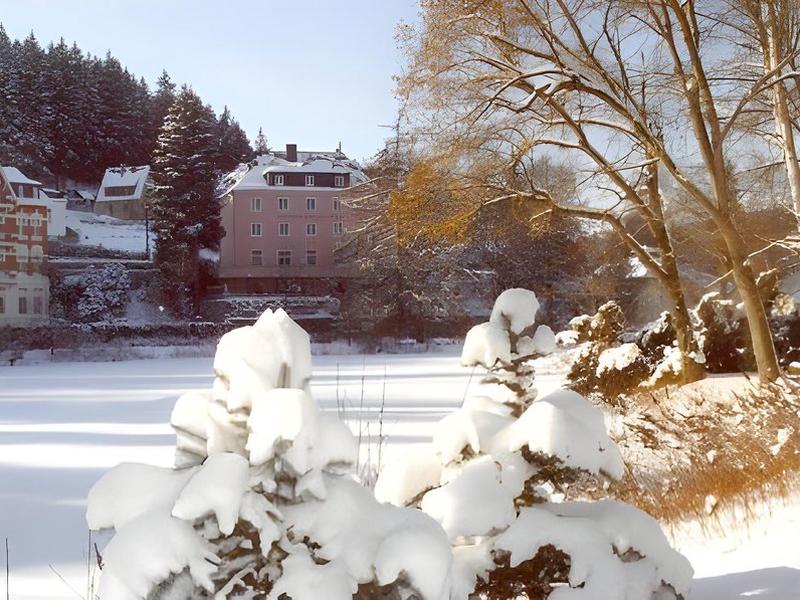 EA10F3B2545FEBFA444A42D80D280FB6