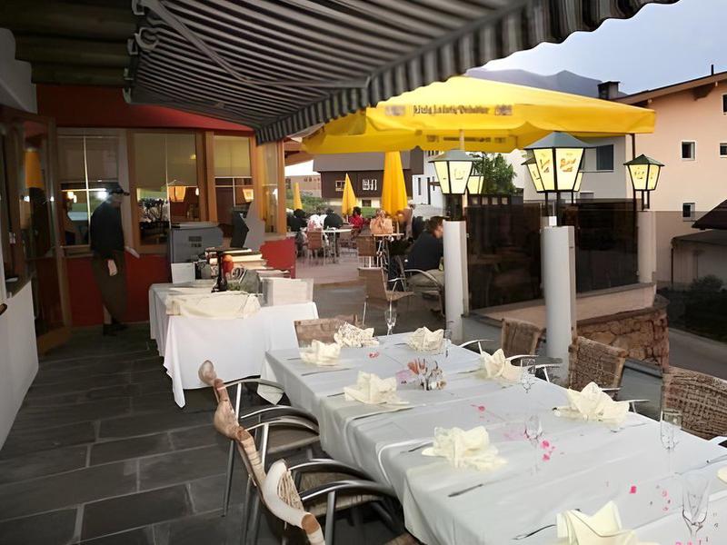 E9C7E2B5F01588B3FCF59E4A477812CB