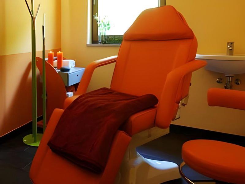 92BBDD48A1F16D74EAED540511771554