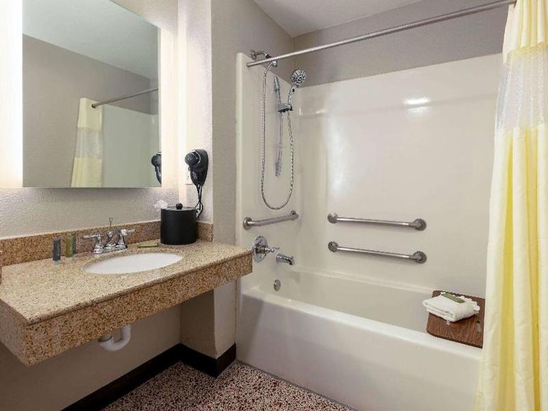 A85F2CA685D6D09EA1B5D86BE2C862FF