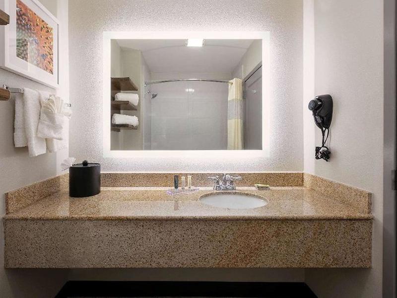 58EB306AEA42A23B3E878210BEB26358