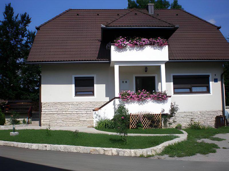 01FF9B681AA55018E7B22B8F3A1F4713