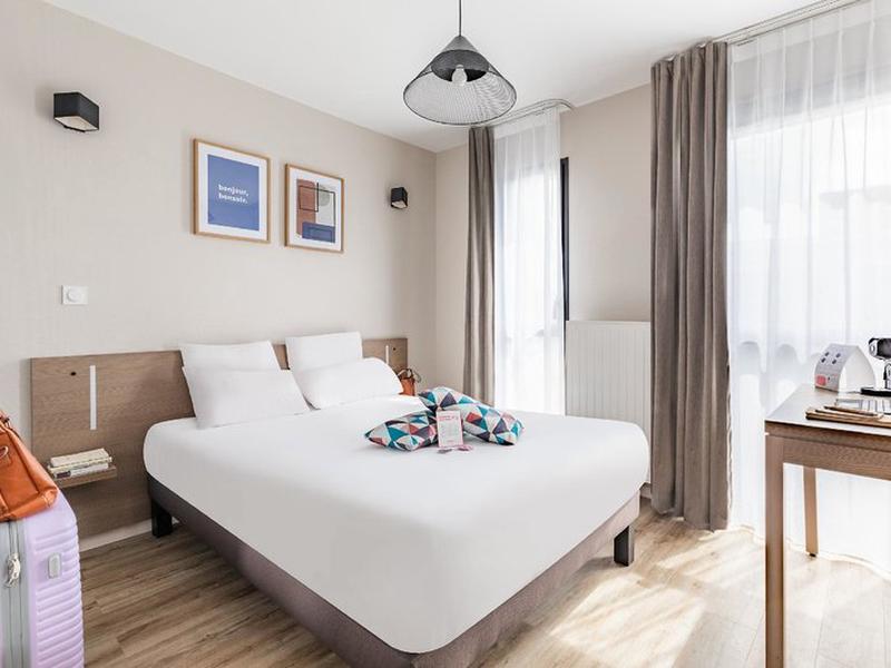 5693CC1EE34DC796A5EB03ED05B8A6FA