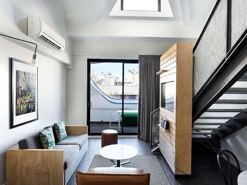 C7D02AEA4BEEE8EBBBFEA84B6A0D32B7