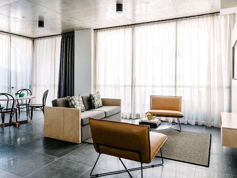 F0C267C987DC3A17E876641D91381909